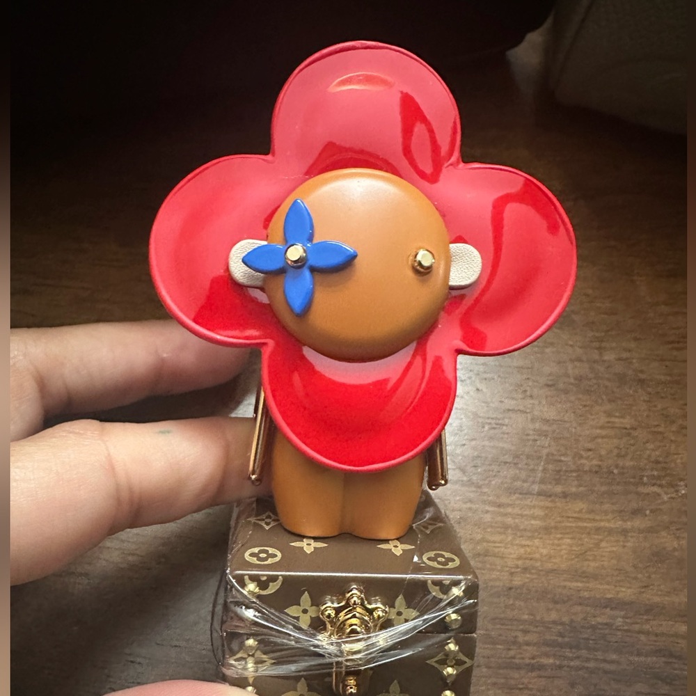 LV red Viv bag charm